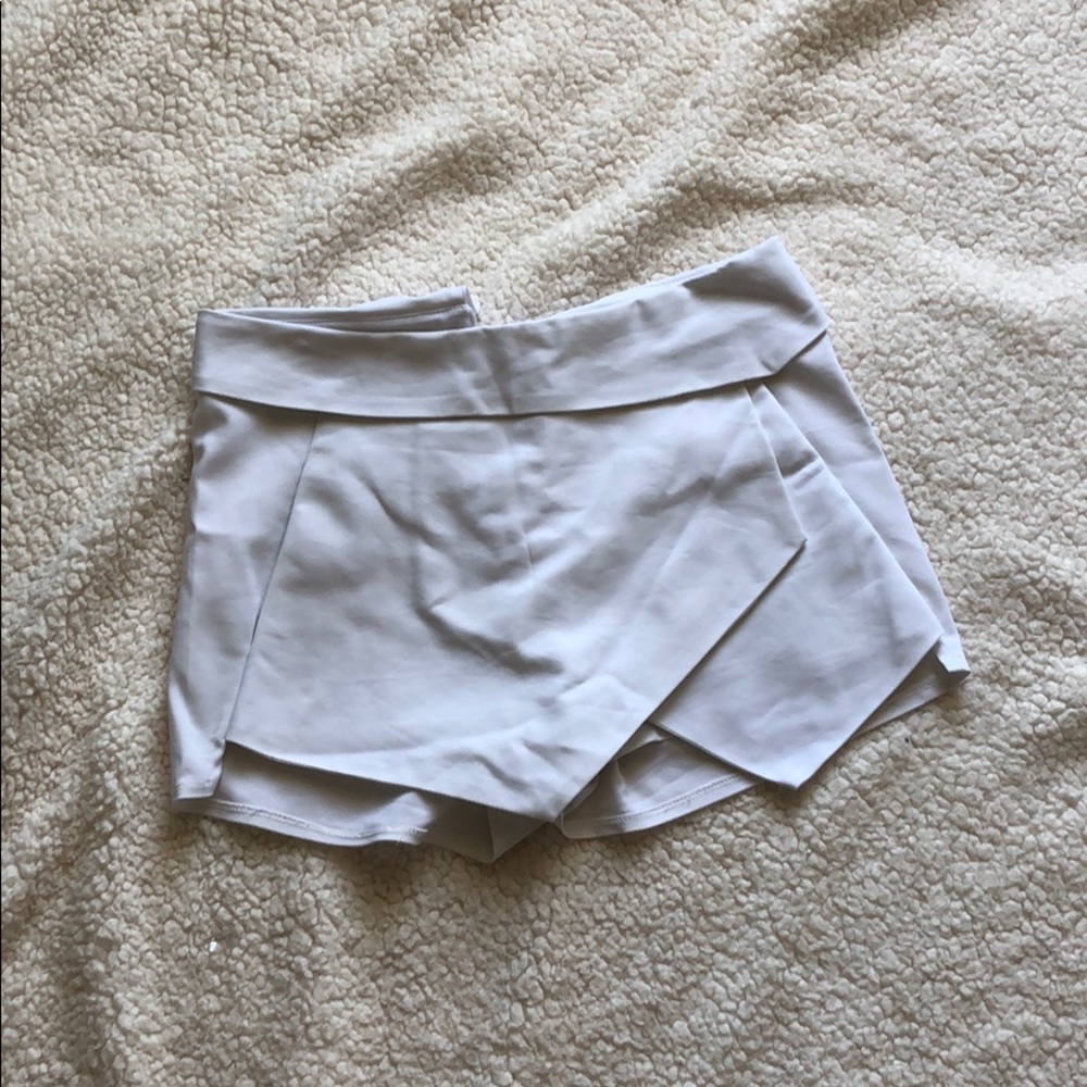 White skort